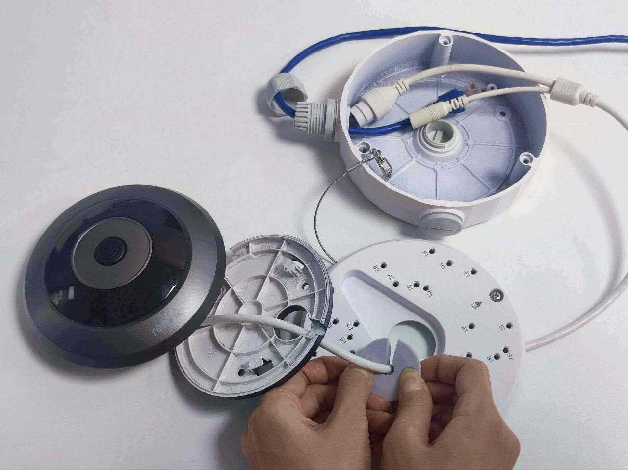 thread the cable FE